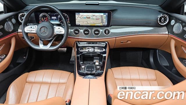Mercedes-Benz E-Class 2019 — ფოტო 7/20