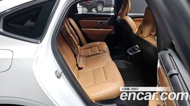 Volvo S90 2019 — ფოტო 11/20