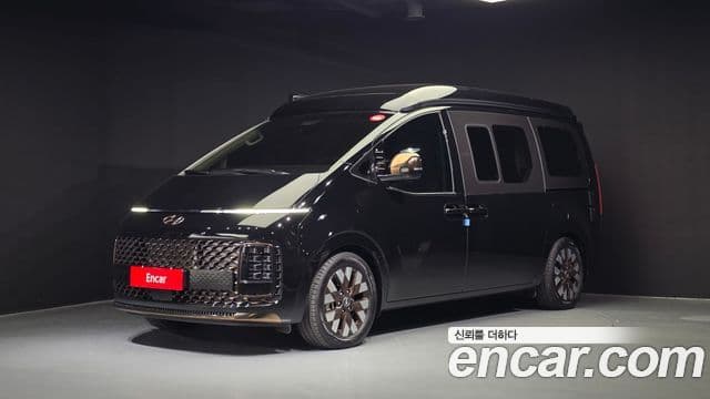 Hyundai Staria 2023 — ფოტო 1/20
