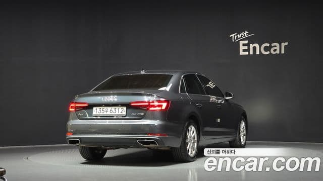 Audi A4 2019 — ფოტო 2/20