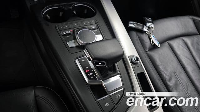 Audi A4 2019 — ფოტო 9/20