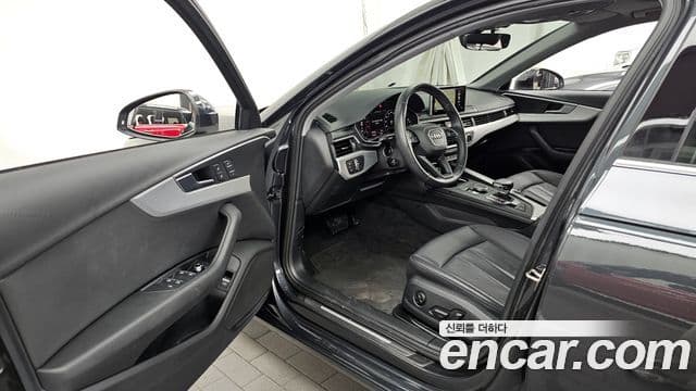 Audi A4 2019 — ფოტო 10/20