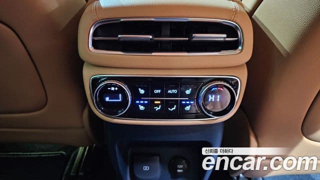 Genesis GV80 2021 — Şəkil 18/20