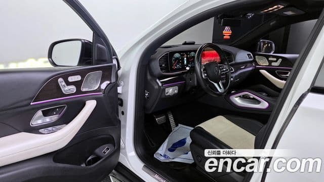 Mercedes-Benz GLE-Class 2022 — ფოტო 10/20