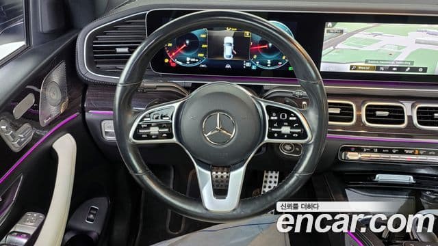 Mercedes-Benz GLE-Class 2022 — ფოტო 13/20