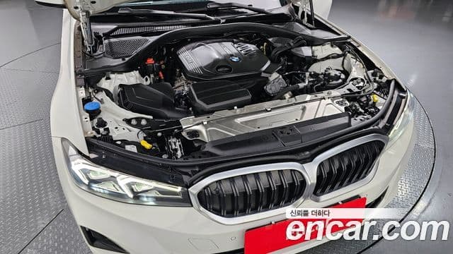 BMW 3 Series 2023 — Şəkil 6/20