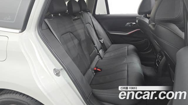 BMW 3 Series 2023 — Şəkil 12/20