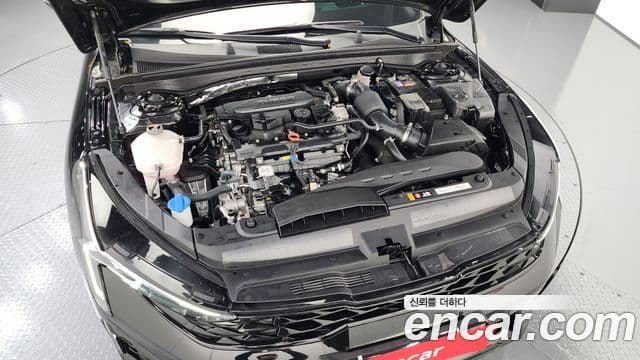 Kia K5 2024 — ფოტო 6/20