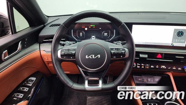 Kia K5 2024 — ფოტო 13/20