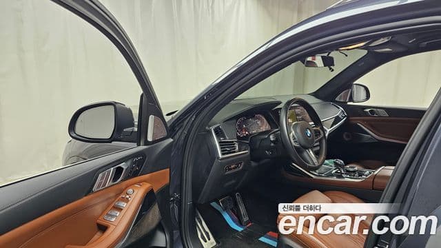 BMW X7 2021 — Şəkil 10/20