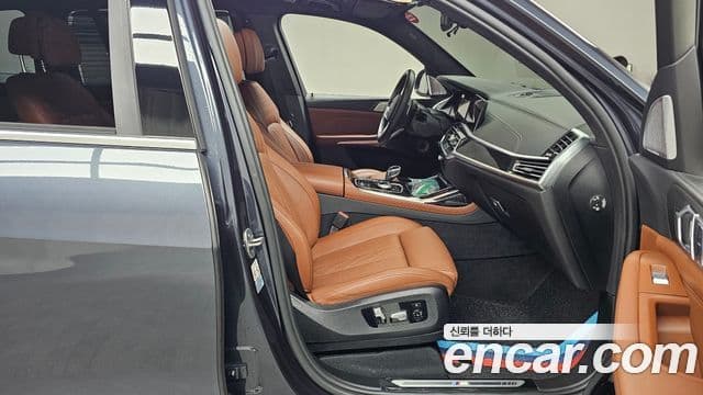 BMW X7 2021 — Şəkil 11/20