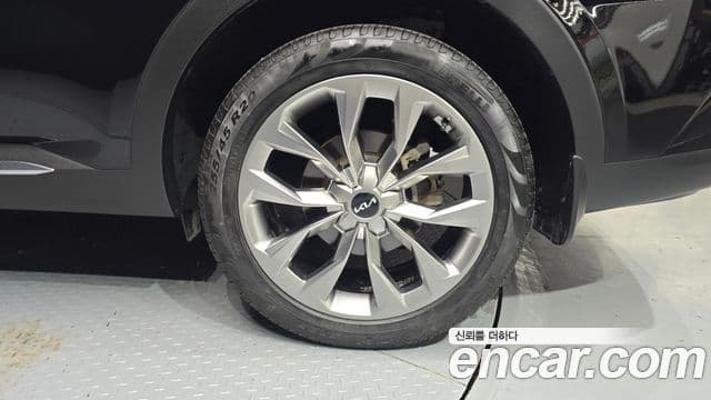 Kia Sorento 2021 — Фото 4/20