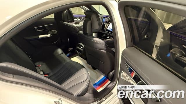 Mercedes-Benz E-Class 2025 — Şəkil 10/17