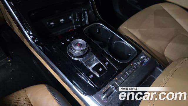 Kia Carnival 2022 — Şəkil 9/20