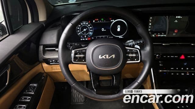 Kia Carnival 2022 — Şəkil 16/20