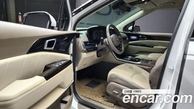 Kia Carnival 2022 — Şəkil 11/20