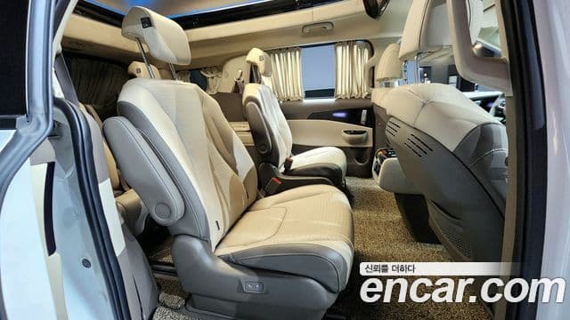 Kia Carnival 2022 — Şəkil 12/20
