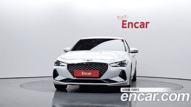Genesis G70 2019 — Photo 6/20