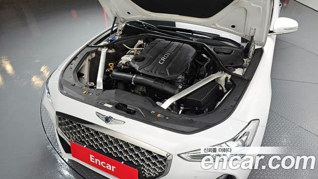 Genesis G70 2019 — Photo 1/20