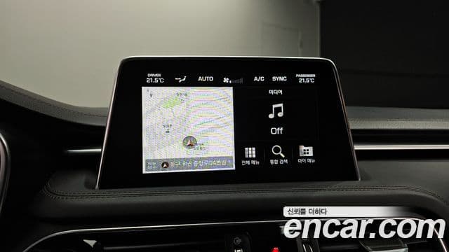 Genesis G70 2019 — Photo 18/20