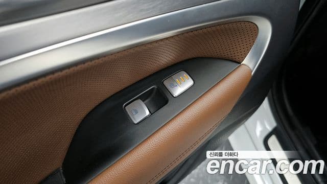 Genesis G70 2019 — Photo 11/20
