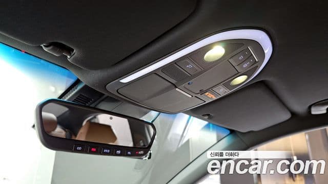 Genesis G70 2019 — Photo 14/20
