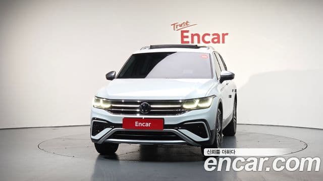 Volkswagen Tiguan Allspace 2023 — Şəkil 16/20