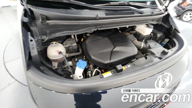 Hyundai Staria 2022 — ფოტო 5/20