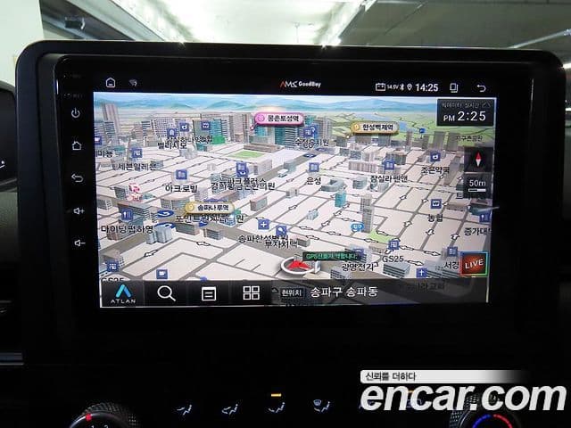Hyundai Staria 2022 — ფოტო 16/20
