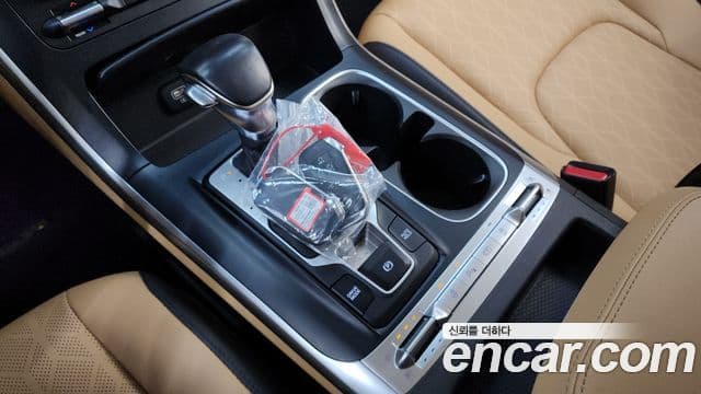 Kia Carnival 2022 — Şəkil 9/20