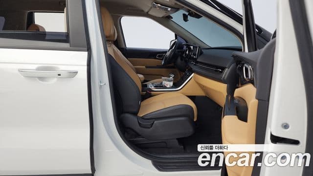 Kia Carnival 2022 — Şəkil 11/20