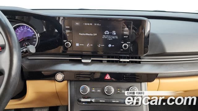 Kia Carnival 2022 — Şəkil 14/20