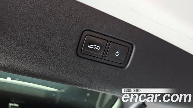 Genesis GV70 2022 — Şəkil 17/20