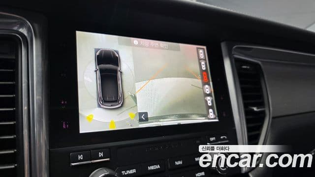 Porsche Macan 2018 — Фото 15/20