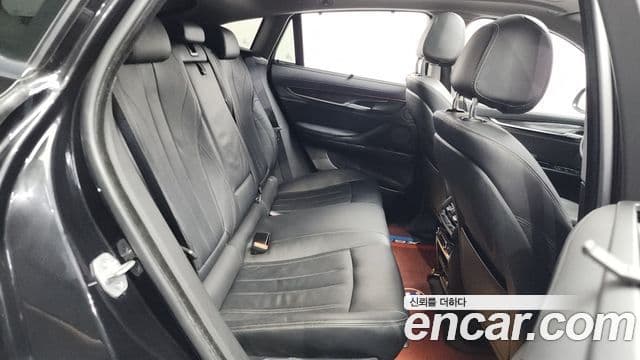 BMW X6 2018 — Photo 16/20