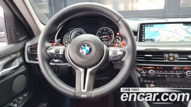 BMW X6 2018 — Photo 1/20