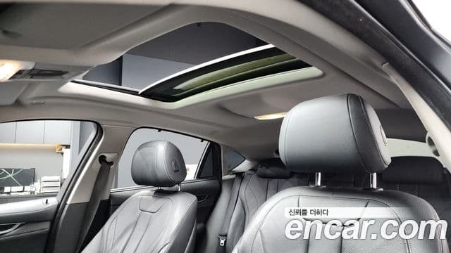 BMW X6 2018 — Photo 14/20