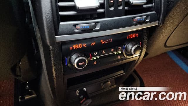 BMW X6 2018 — Photo 13/20