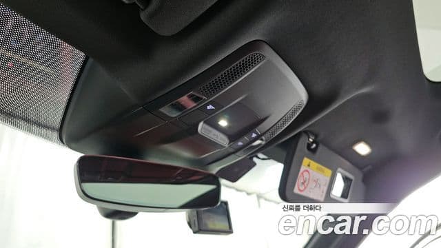 Porsche Taycan 2024 — Şəkil 17/20