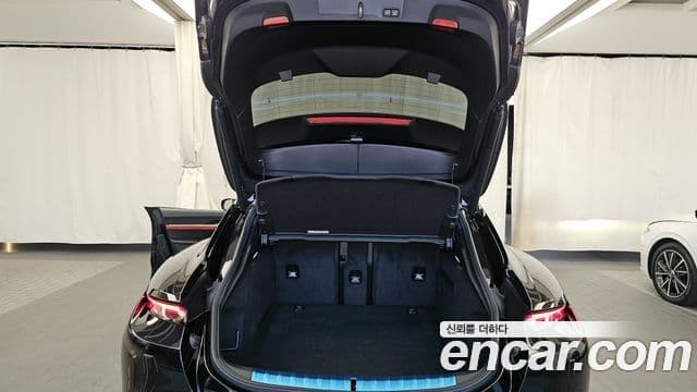 Porsche Taycan 2024 — Şəkil 20/20