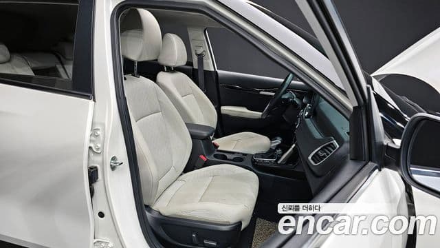 Kia Seltos 2022 — Şəkil 12/20