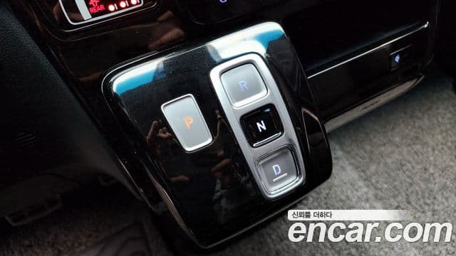 Hyundai Staria 2024 — Şəkil 7/20