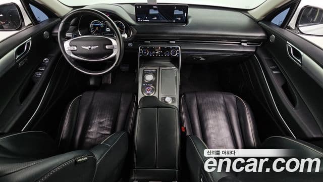 Genesis GV80 2020 — ფოტო 7/20