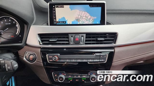 BMW X1 2022 — Şəkil 18/20