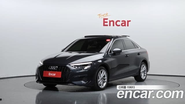Audi A3 2023 — ფოტო 1/20