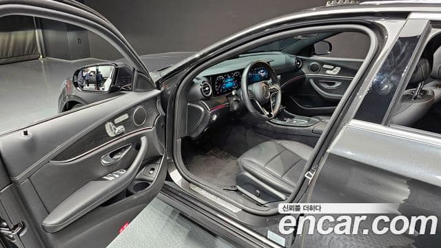 Mercedes-Benz E-Class 2022 — Şəkil 11/20