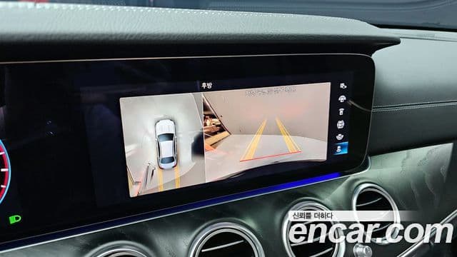 Mercedes-Benz E-Class 2022 — фото 14 из 20