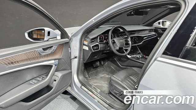 Audi A6 2023 — Şəkil 10/20