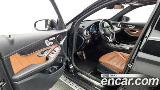 Mercedes-Benz GLC-Class 2022 — Şəkil 10/20