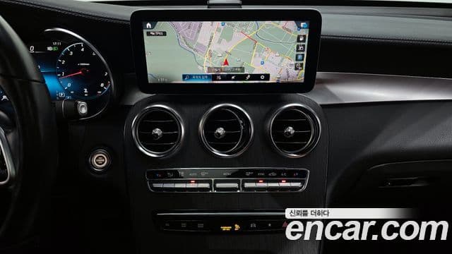 Mercedes-Benz GLC-Class 2022 — Şəkil 14/20